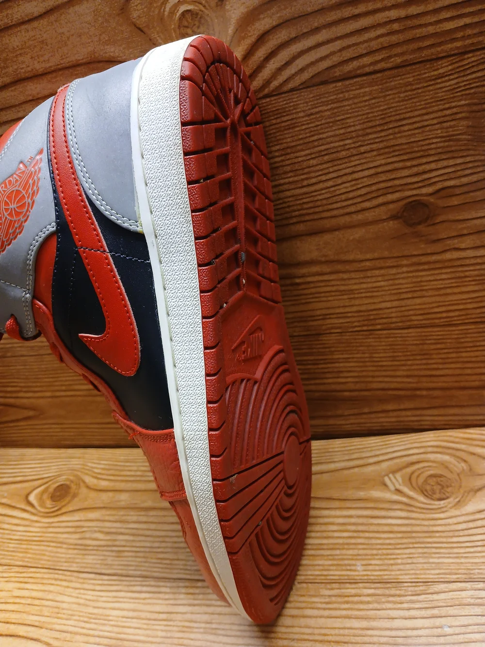 Vintage Nike Air Jordan Mid Fire Red Gray Men’s High-Top Basketball Sneakers